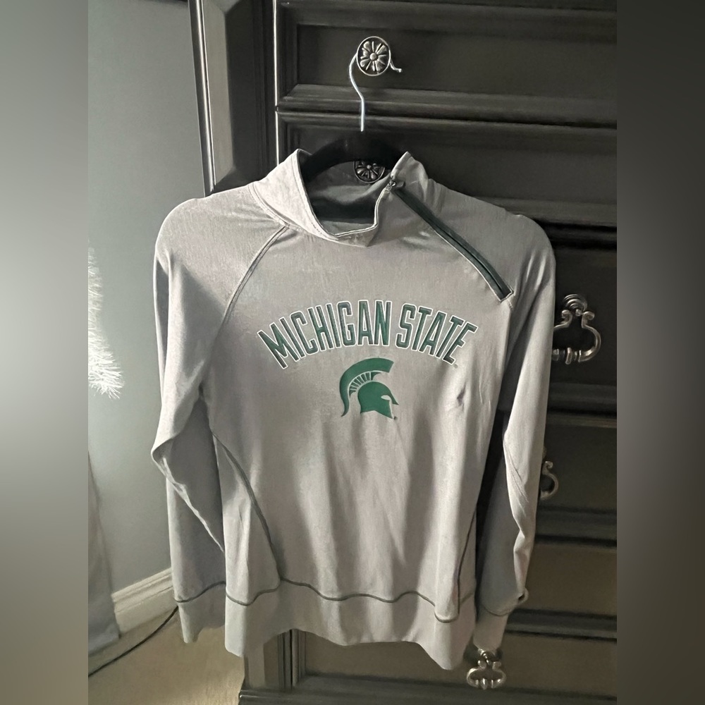 MSU Women’s Zip-up SMALL